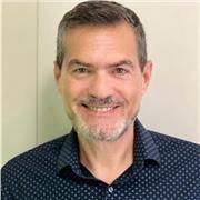 Attore e regista teatrale per lezioni individuali e di gruppo